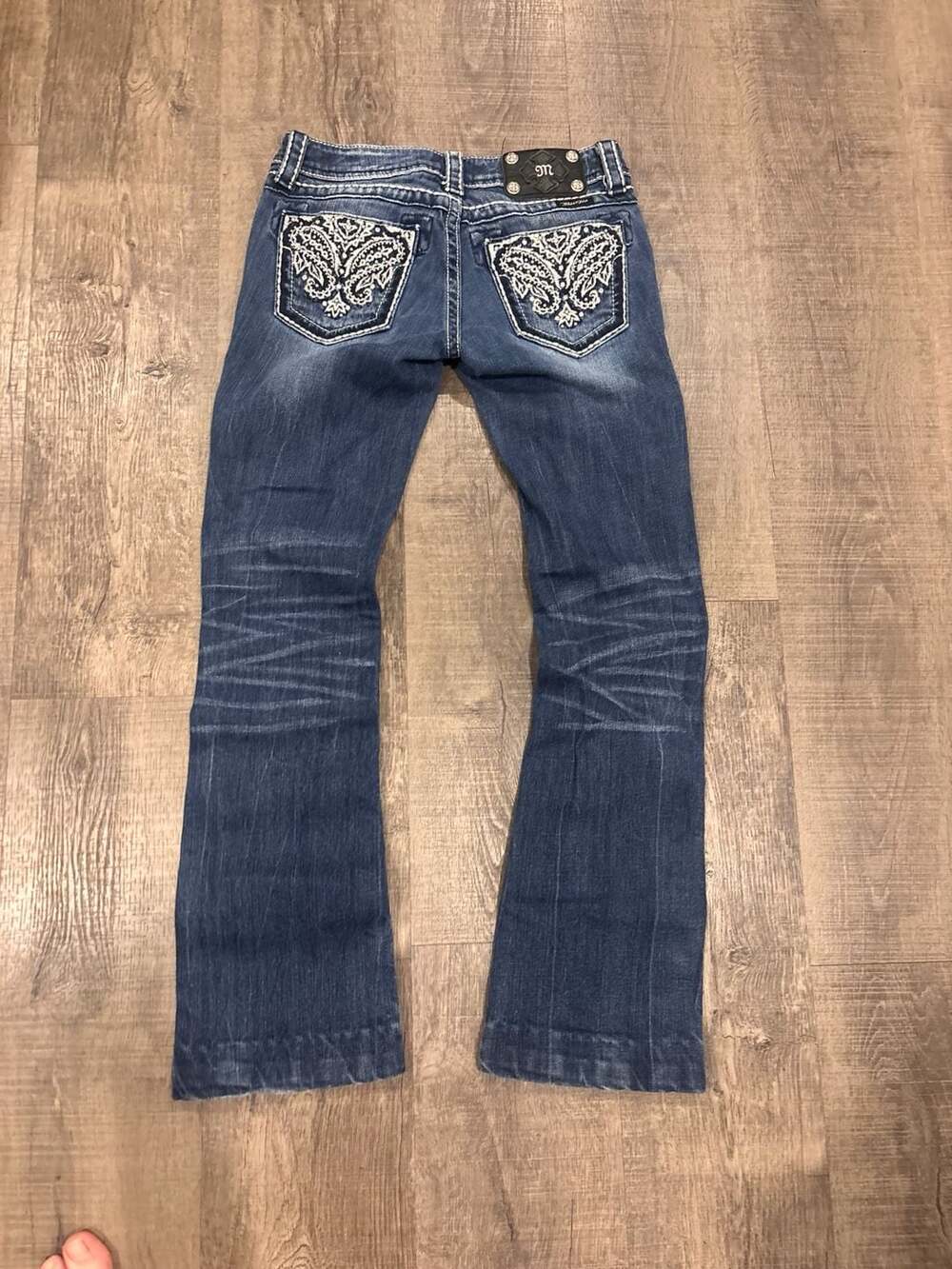 Miss Me Women's Bootcut Embellished Embroidered Jeans Style JW5367B Size 26